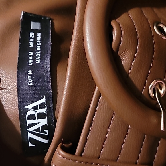 Skirt - Picture 3 of 3